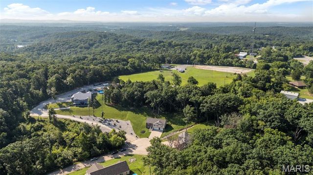 120 Willow Branch, Hillsboro, MO 63050