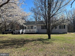 1300 CLATTERBUCK LN, Amissville, VA 20106