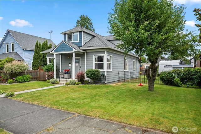 1925 Rainier Avenue, Everett, WA 98201