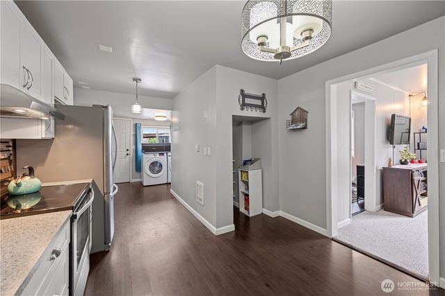 1925 Rainier Avenue, Everett, WA 98201