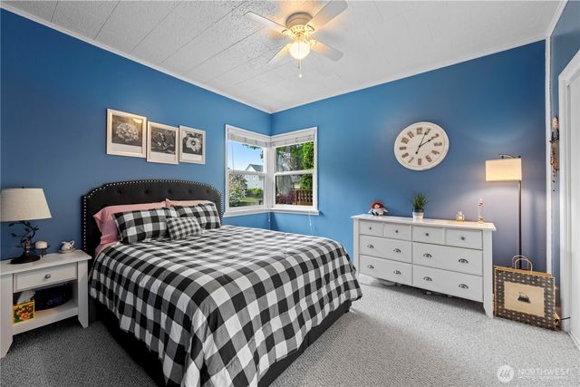 1925 Rainier Avenue, Everett, WA 98201