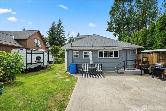 1925 Rainier Avenue, Everett, WA 98201