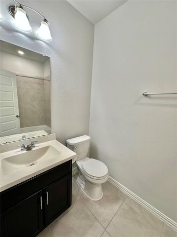 17830 Typhoon Way, Crosby, TX 77532