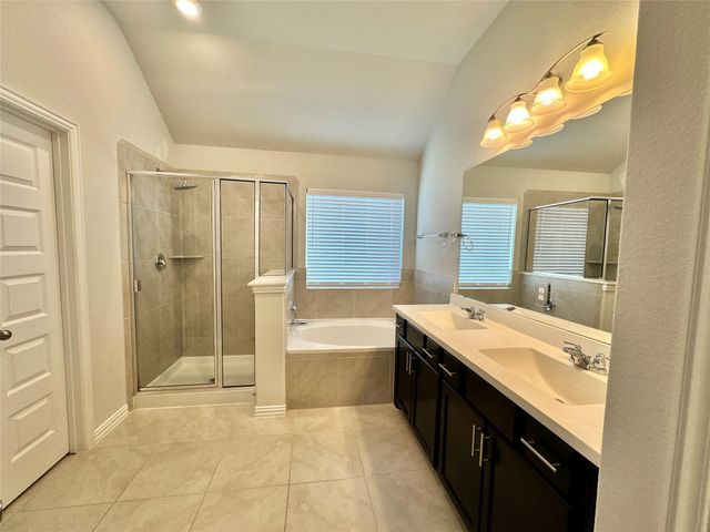 17830 Typhoon Way, Crosby, TX 77532