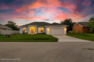 1268 Sagola Street SE, Palm Bay, FL 32909