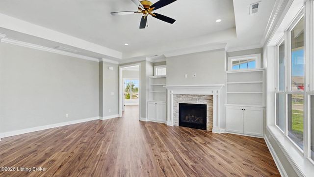 17026 Farrier Dr, Louisville, KY 40245