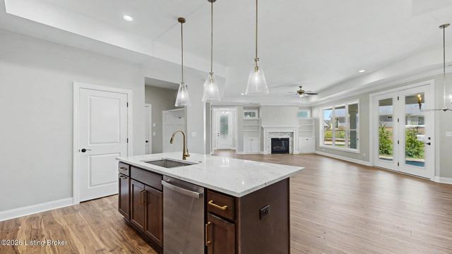 17026 Farrier Dr, Louisville, KY 40245