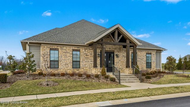 17026 Farrier Dr, Louisville, KY 40245