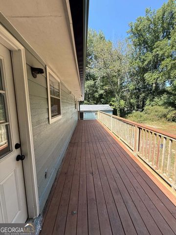 200 Gordon Circle SW, Mableton, GA 30126