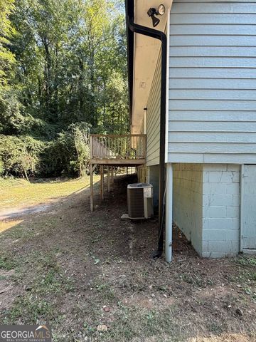 200 Gordon Circle SW, Mableton, GA 30126