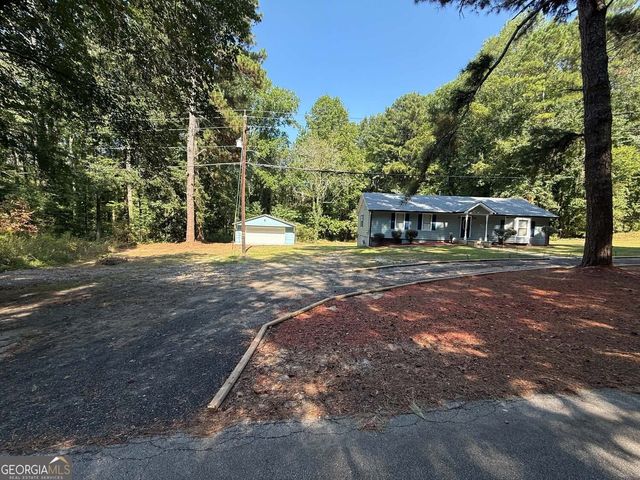 200 Gordon Circle SW, Mableton, GA 30126