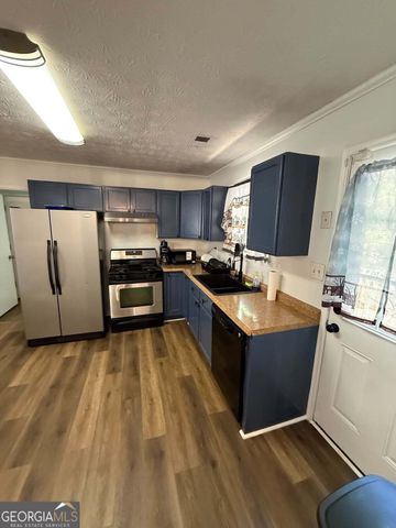 200 Gordon Circle SW, Mableton, GA 30126