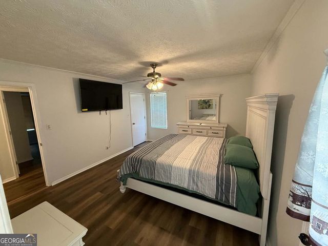 200 Gordon Circle SW, Mableton, GA 30126