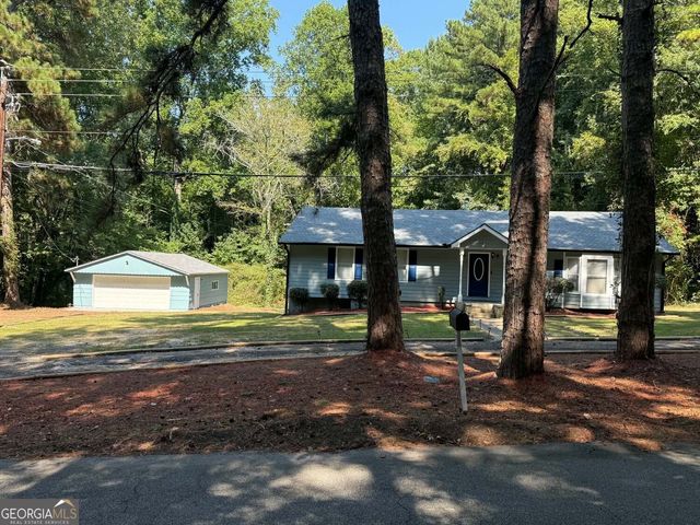 200 Gordon Circle SW, Mableton, GA 30126