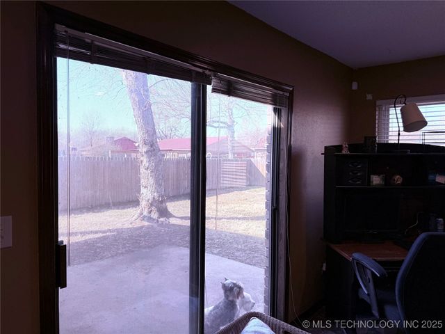 2902 Hilltop Avenue, Muskogee, OK 74403
