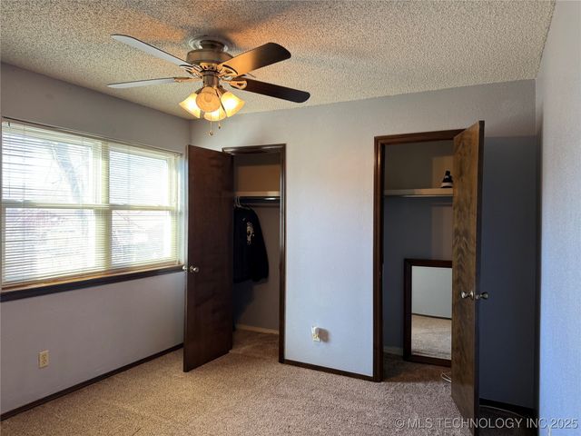 2902 Hilltop Avenue, Muskogee, OK 74403