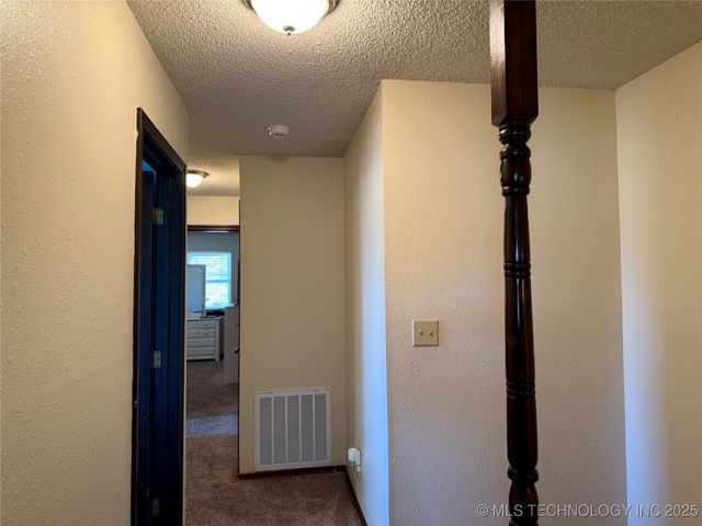 2902 Hilltop Avenue, Muskogee, OK 74403