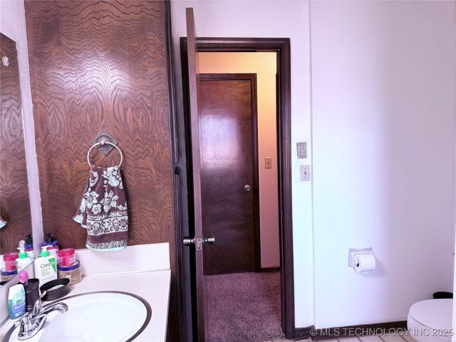 2902 Hilltop Avenue, Muskogee, OK 74403