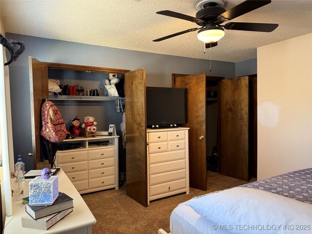 2902 Hilltop Avenue, Muskogee, OK 74403