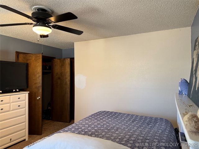 2902 Hilltop Avenue, Muskogee, OK 74403