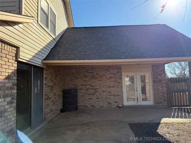 2902 Hilltop Avenue, Muskogee, OK 74403