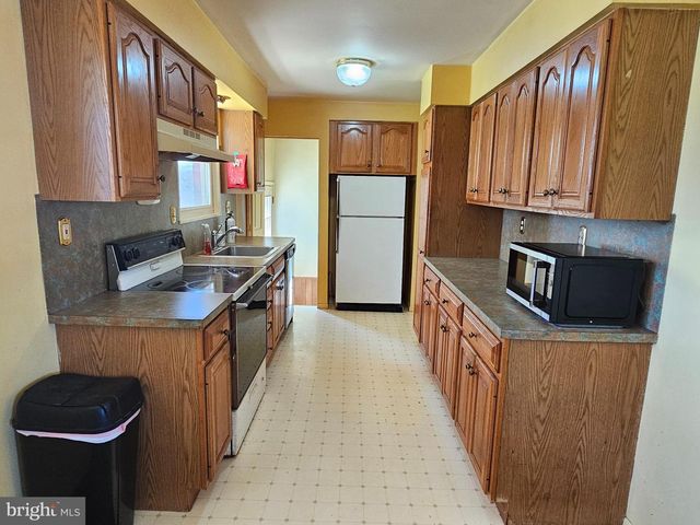 190 HOOVER, Norristown, PA 19403