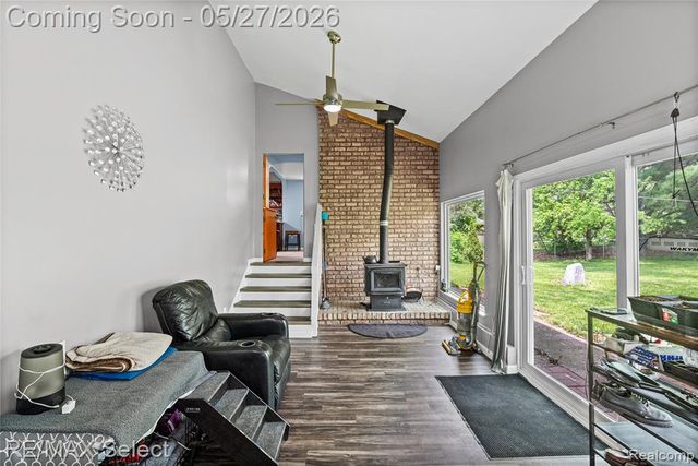 6361 Fenton Road, Grand Blanc, MI 48507