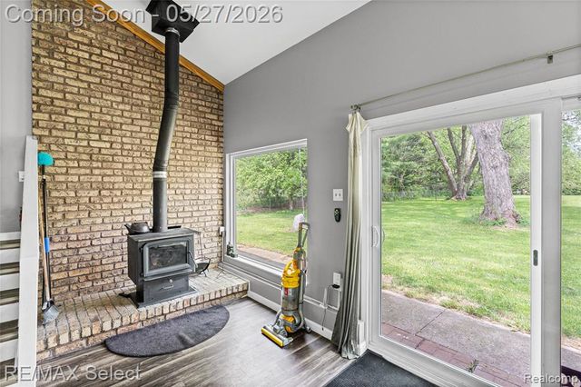 6361 Fenton Road, Grand Blanc, MI 48507