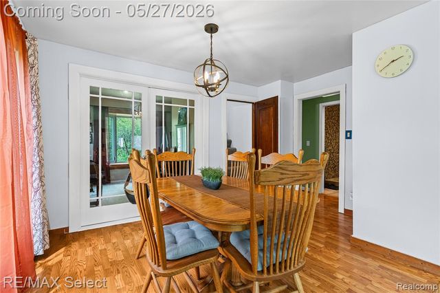 6361 Fenton Road, Grand Blanc, MI 48507