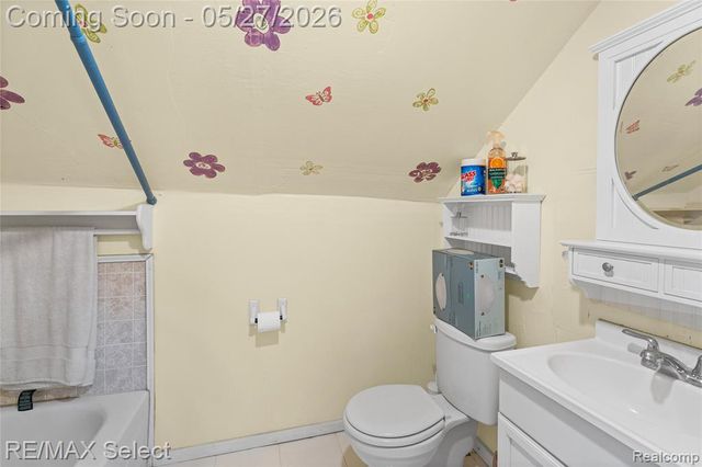 6361 Fenton Road, Grand Blanc, MI 48507