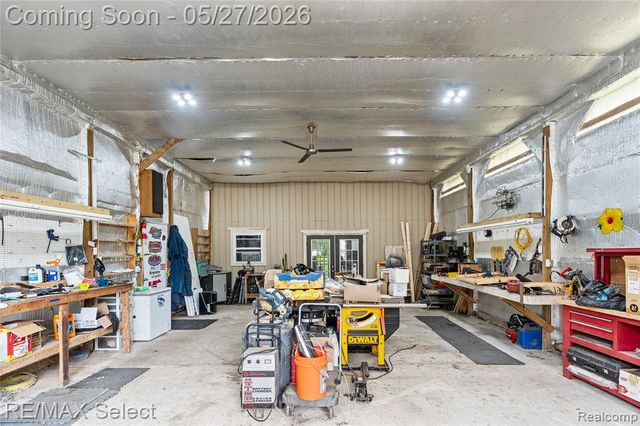 6361 Fenton Road, Grand Blanc, MI 48507