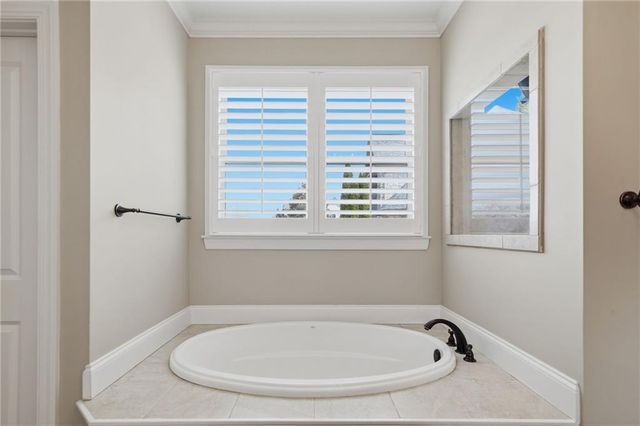 111 Brannon Dr, Canton, GA 30115