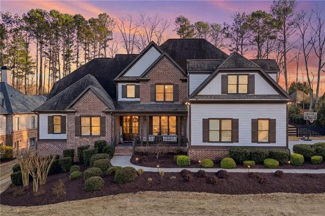 111 Brannon Dr, Canton, GA 30115