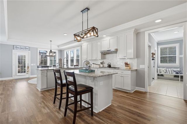 111 Brannon Dr, Canton, GA 30115