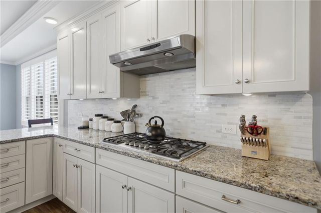 111 Brannon Dr, Canton, GA 30115