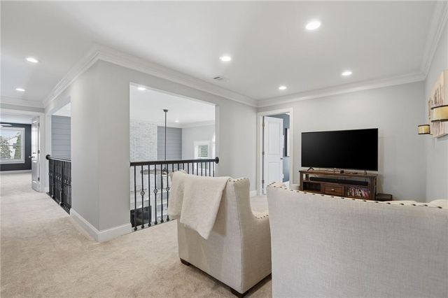 111 Brannon Dr, Canton, GA 30115