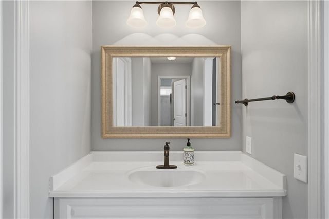 111 Brannon Dr, Canton, GA 30115