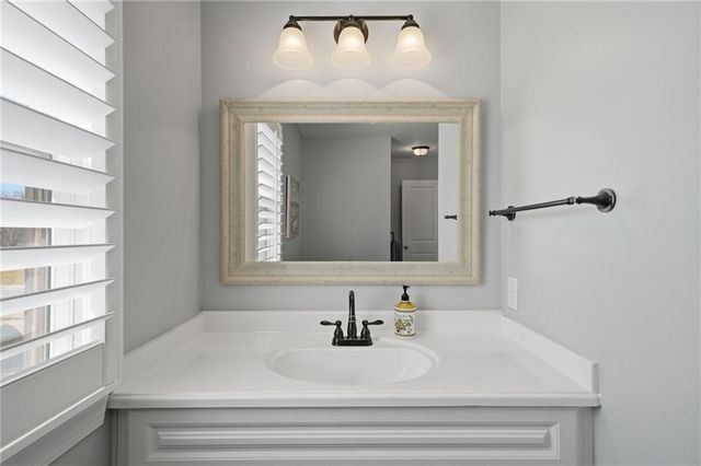 111 Brannon Dr, Canton, GA 30115