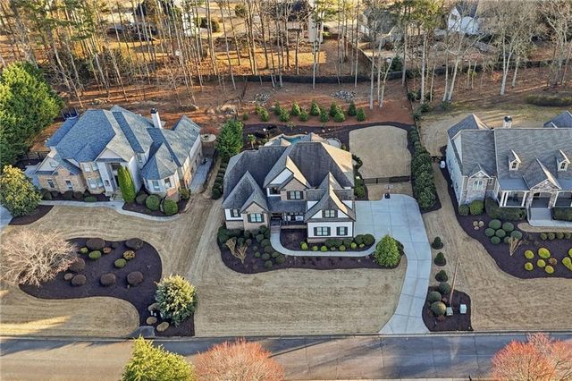 111 Brannon Dr, Canton, GA 30115