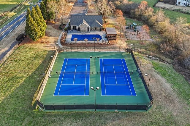 111 Brannon Dr, Canton, GA 30115