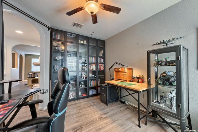 2240 Stoneleigh, New Braunfels, TX 78130