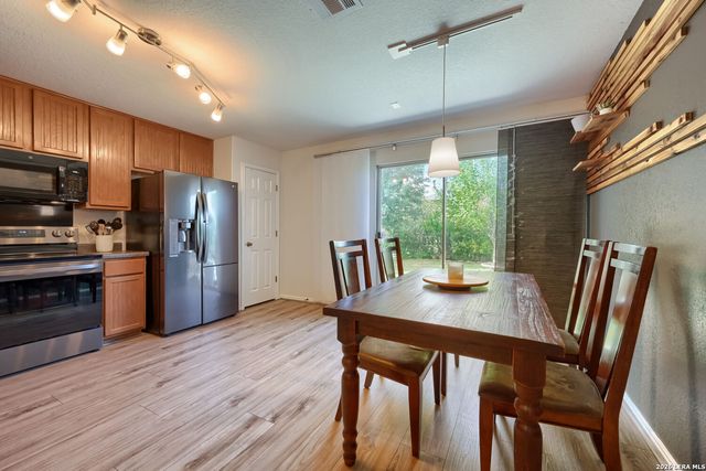 2240 Stoneleigh, New Braunfels, TX 78130