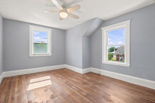 6 Cliff Street, Lynn, MA 01905