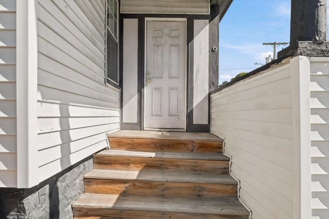 6 Cliff Street, Lynn, MA 01905