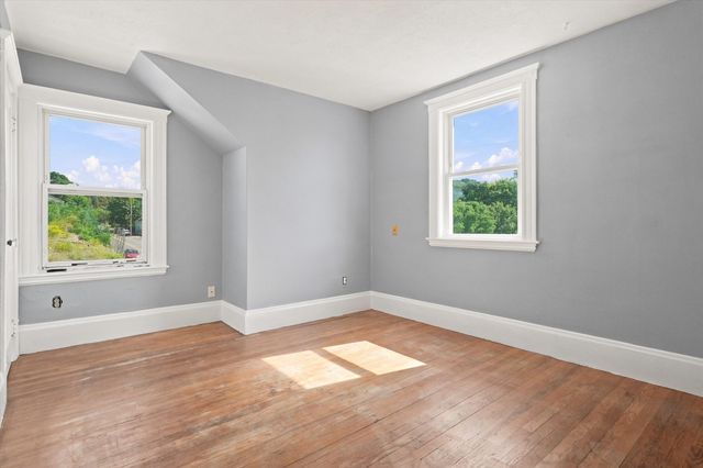 6 Cliff Street, Lynn, MA 01905