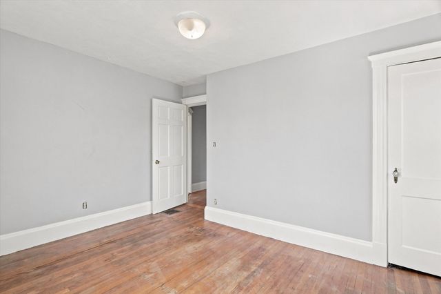 6 Cliff Street, Lynn, MA 01905