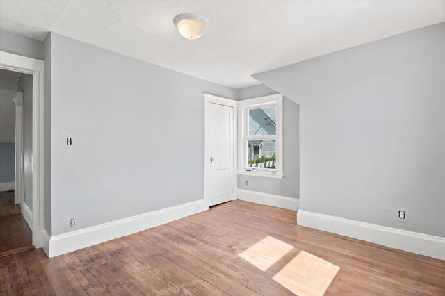 6 Cliff Street, Lynn, MA 01905