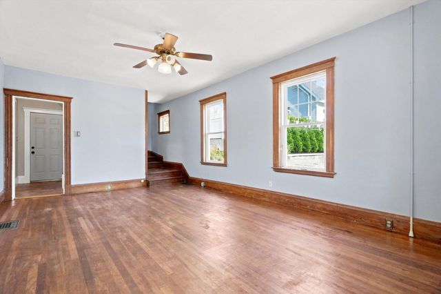 6 Cliff Street, Lynn, MA 01905