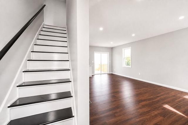 19 Mason St, Taunton, MA 02780