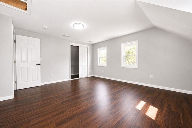 19 Mason St, Taunton, MA 02780